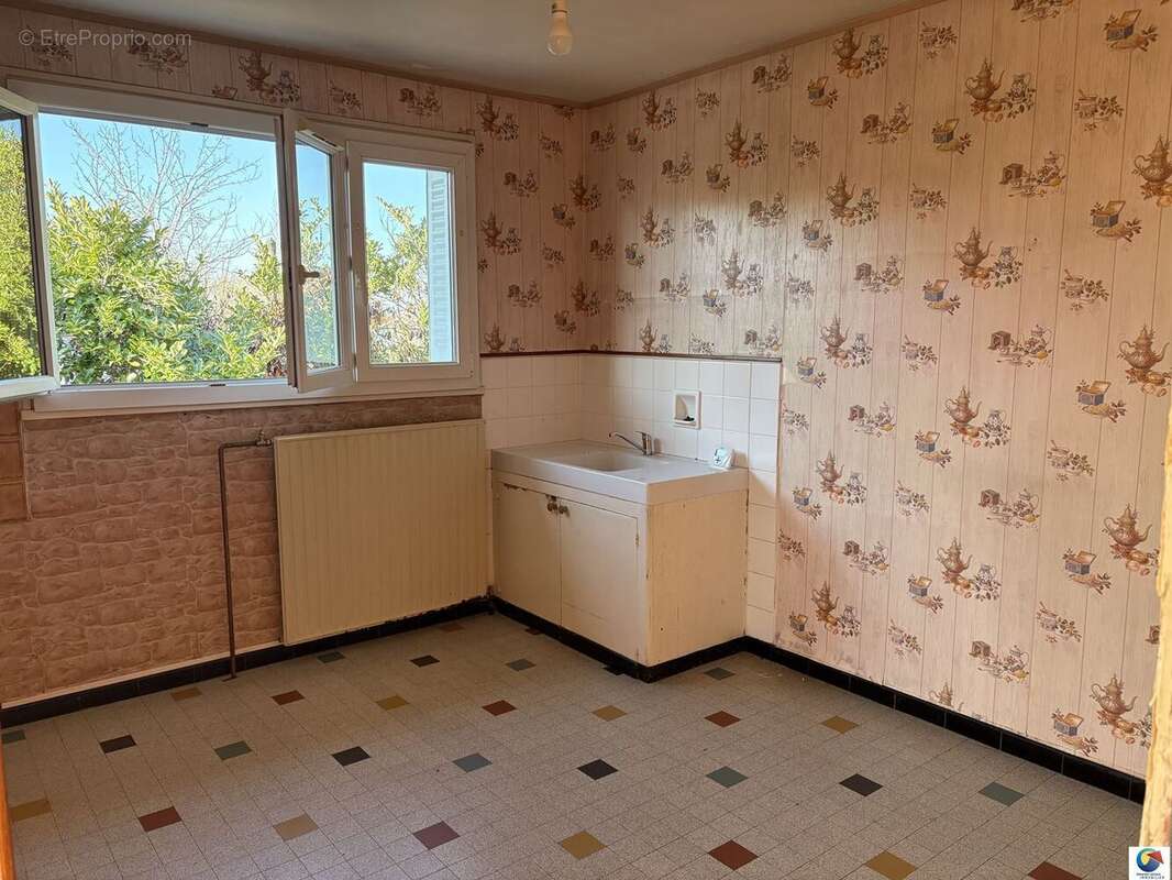 Maison à SAINT-LAURENT-DE-MURE