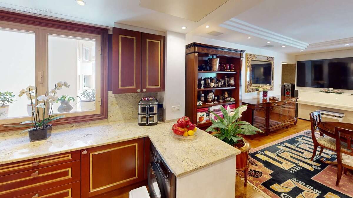 Appartement à BEAUSOLEIL