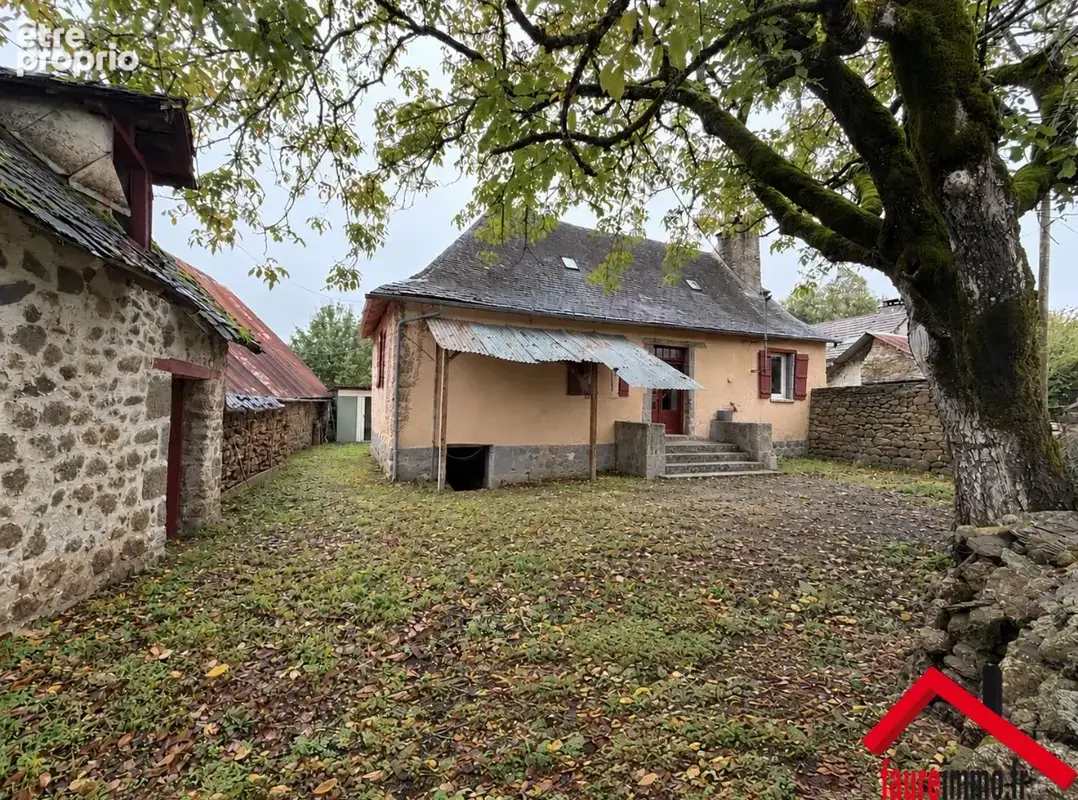 Maison a Orgnac sur vezere en correze - photo 1