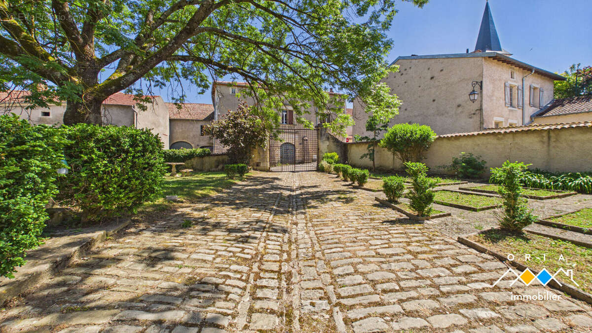 Maison à GONDREVILLE