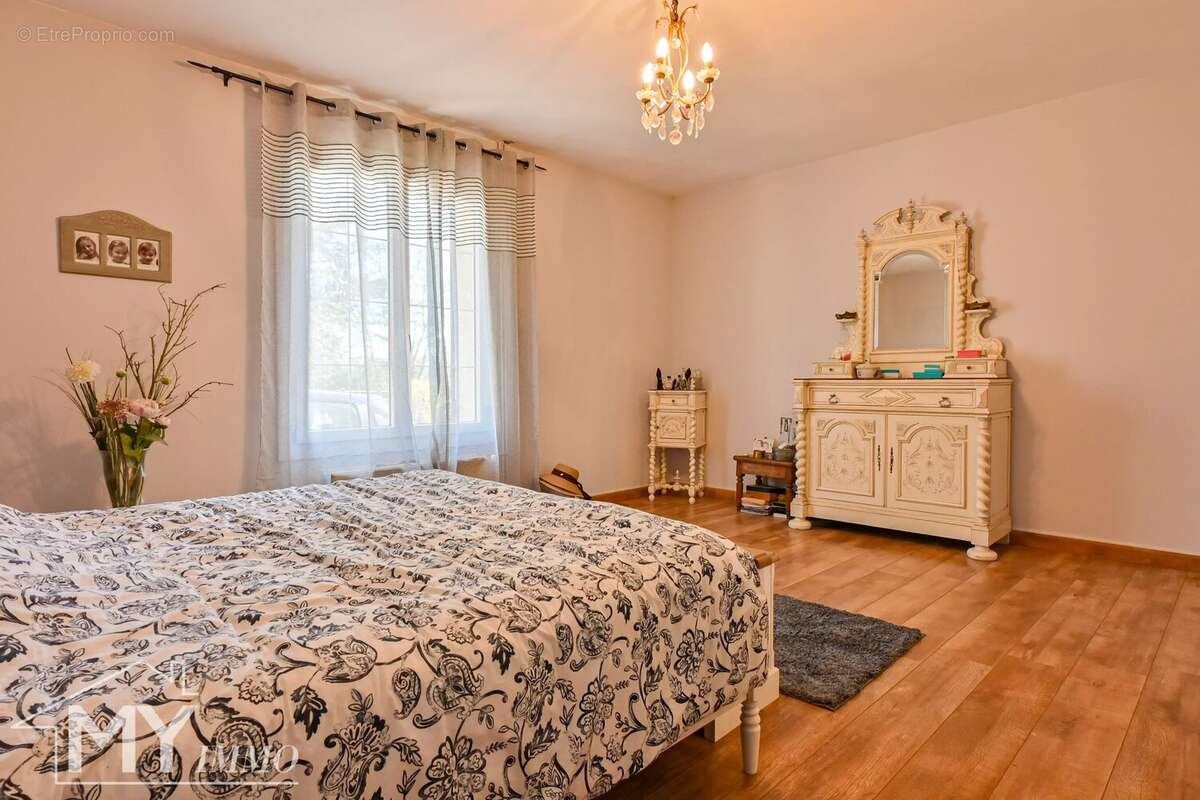 Maison à SAINT-ANTOINE-DE-BREUILH