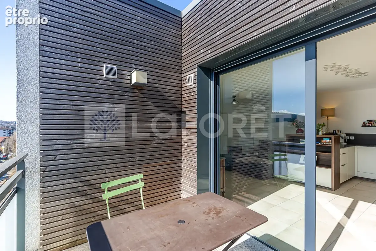 Agence immobiliere laforet - "agave" - appartement t3 traversant de 78,80 m² - balcons - garage en sus - dernier etage - vue deg - photo 9
