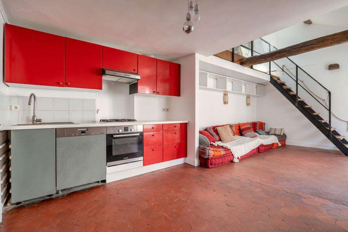 Appartement à PARIS-2E