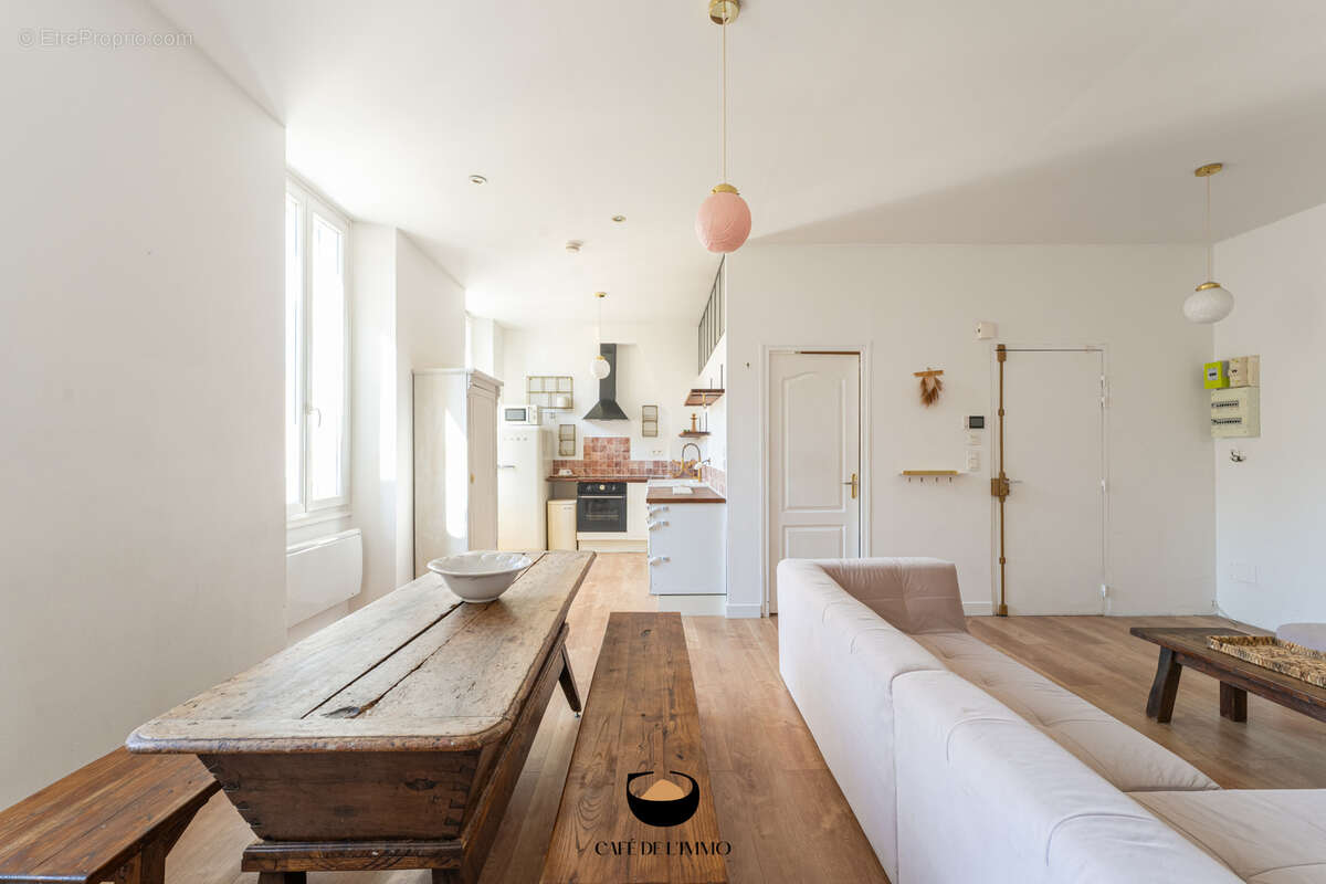 Appartement à MARSEILLE-6E