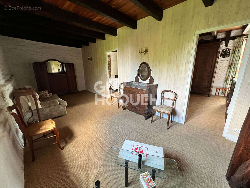 Maison à PLEINE-FOUGERES