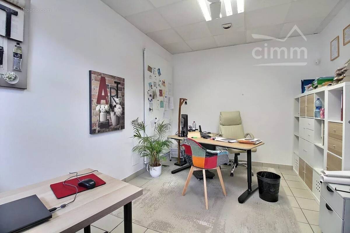 Commerce à JOUE-LES-TOURS