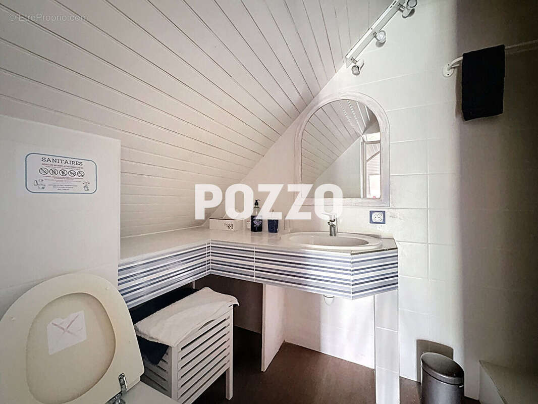 Maison de 8 pièces à vendre à BLAINVILLE SUR MER proche mer et commerces - photo 11