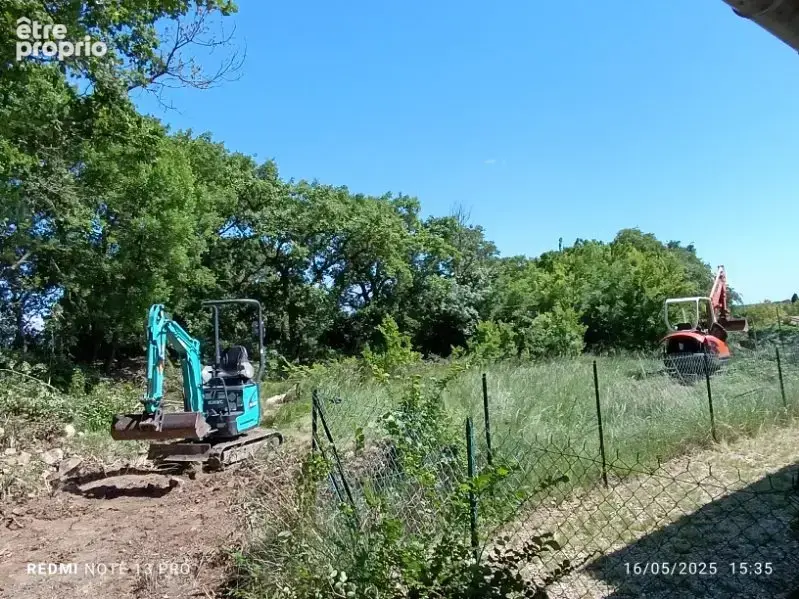 Lussan - Terrain à bâtir de 600 m² en secteur naturel - photo 5