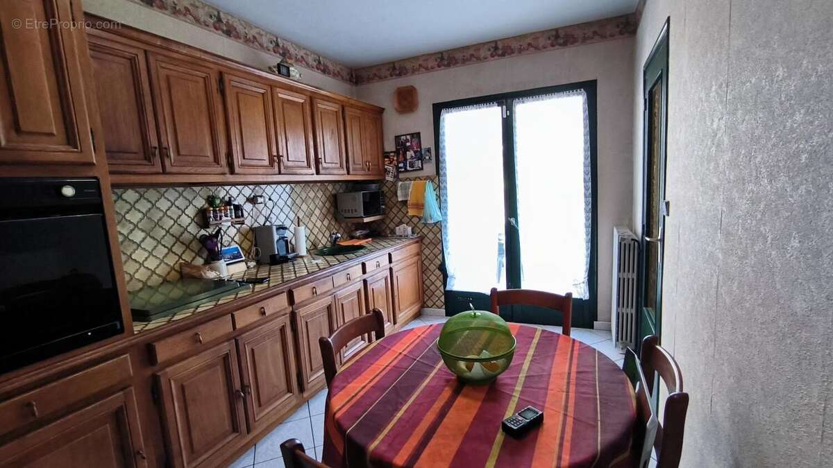 Maison 85 m² à Saint-Etienne  - photo 4
