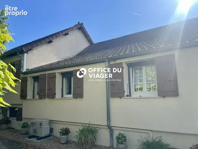 Maison - 5 pièces -  106 m² - photo 9