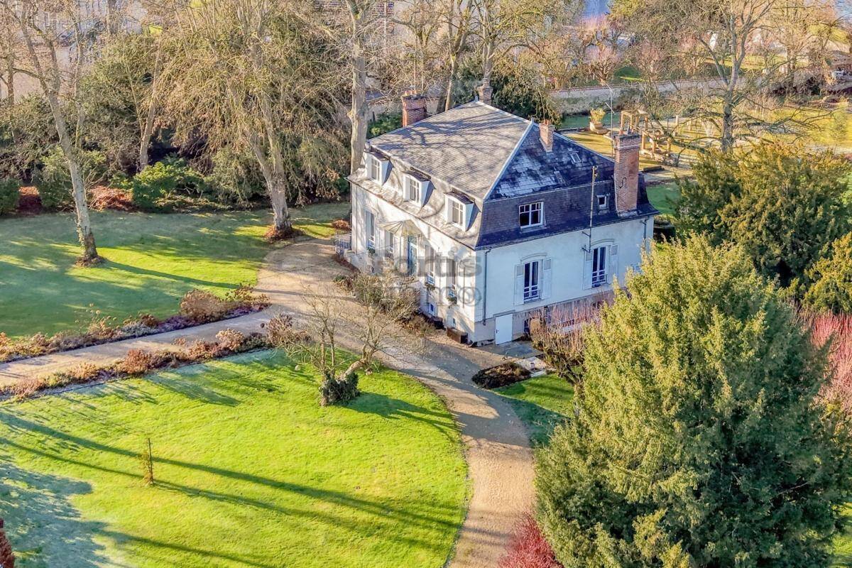 Maison à GERMIGNY-L'EVEQUE