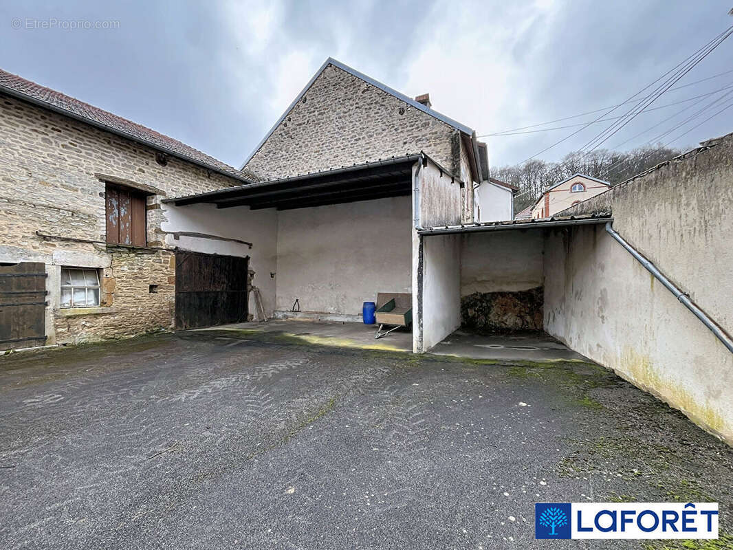 Maison Courlon  5 pièce(s) 147.55 m2 - photo 12