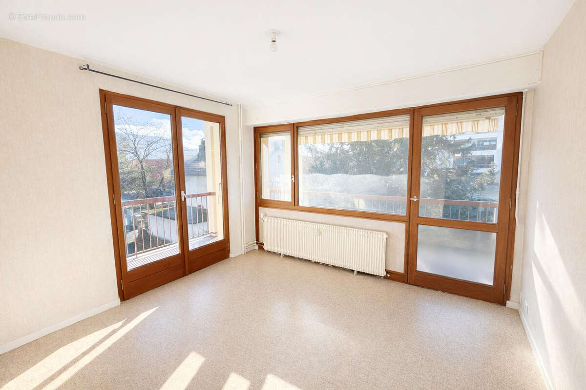 Appartement à THONON-LES-BAINS