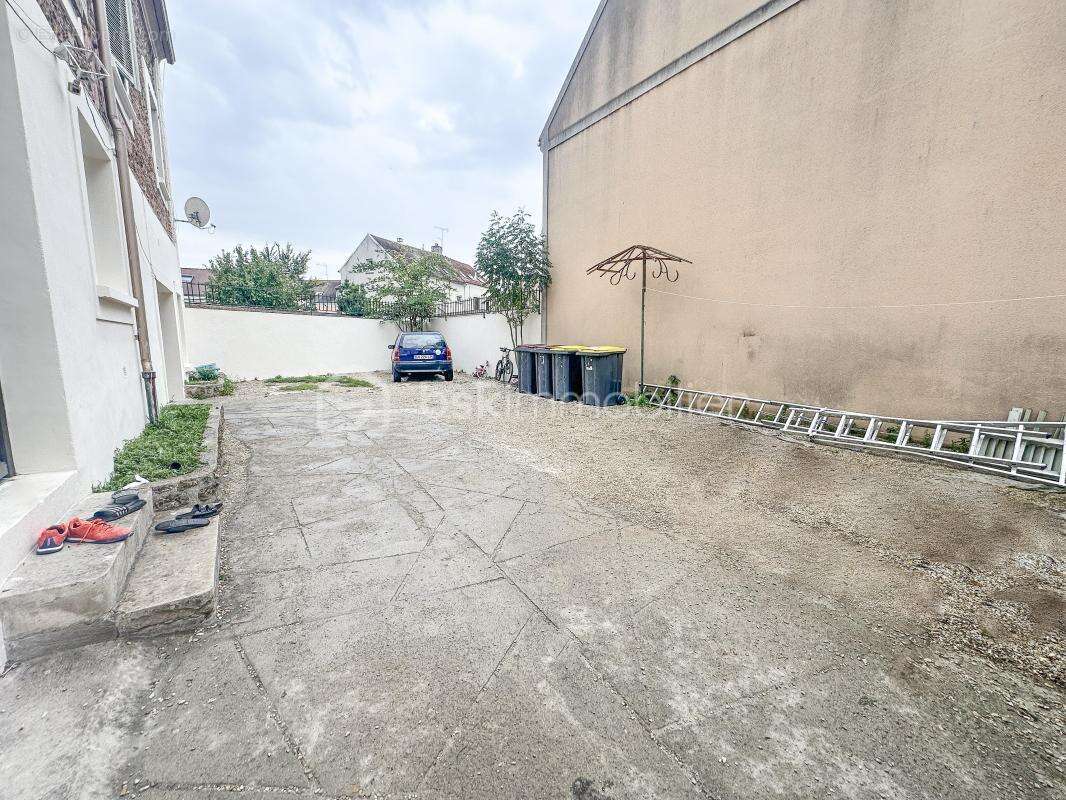 Appartement à CORBEIL-ESSONNES