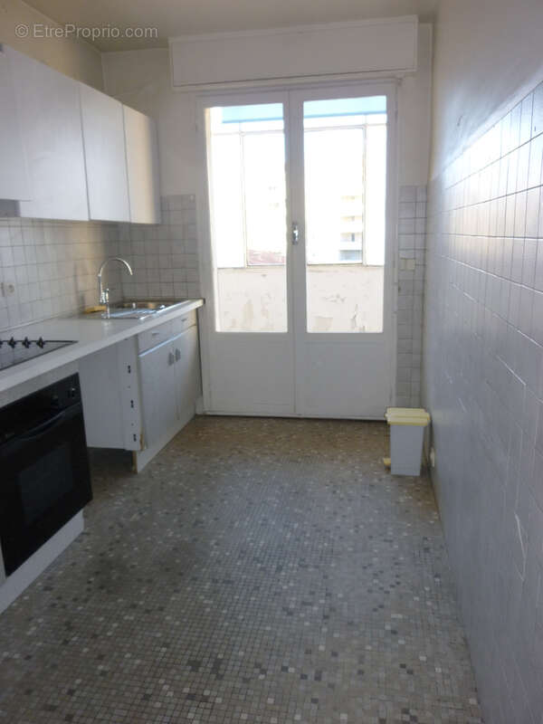 Appartement à MARSEILLE-8E