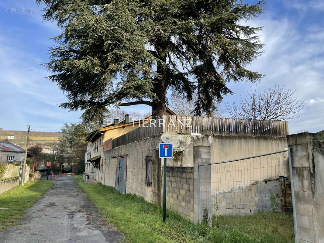 Maison à CASTILLON-LA-BATAILLE
