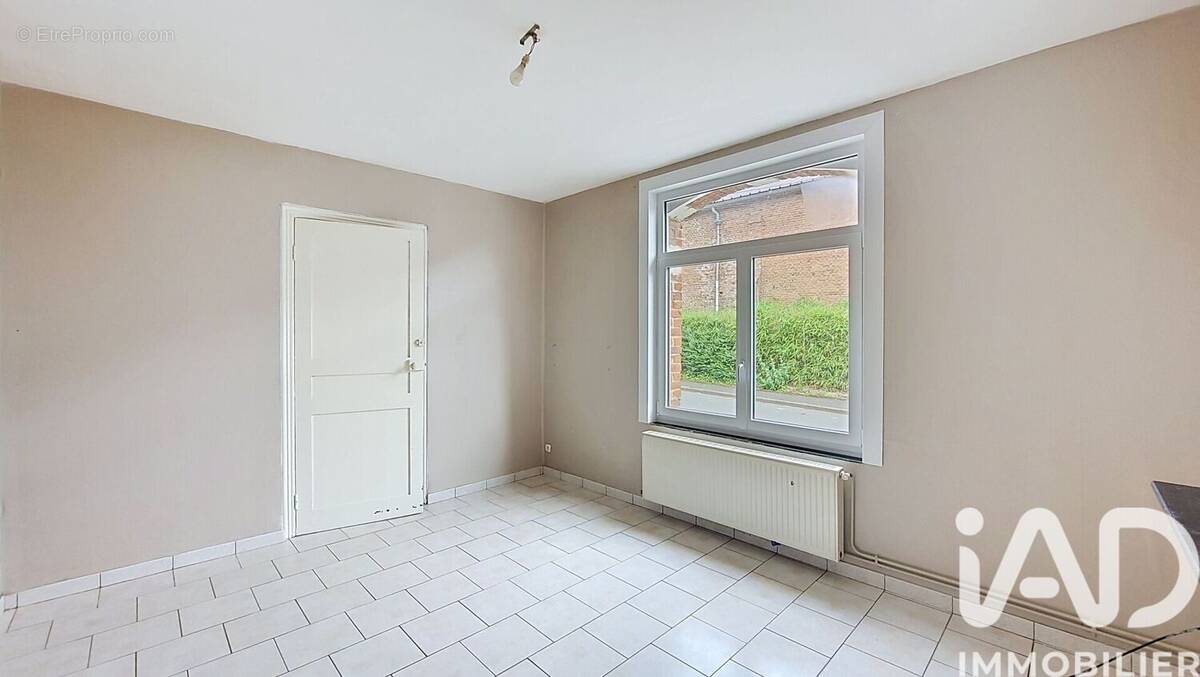 Photo 1 - Maison à VILLERS-POL