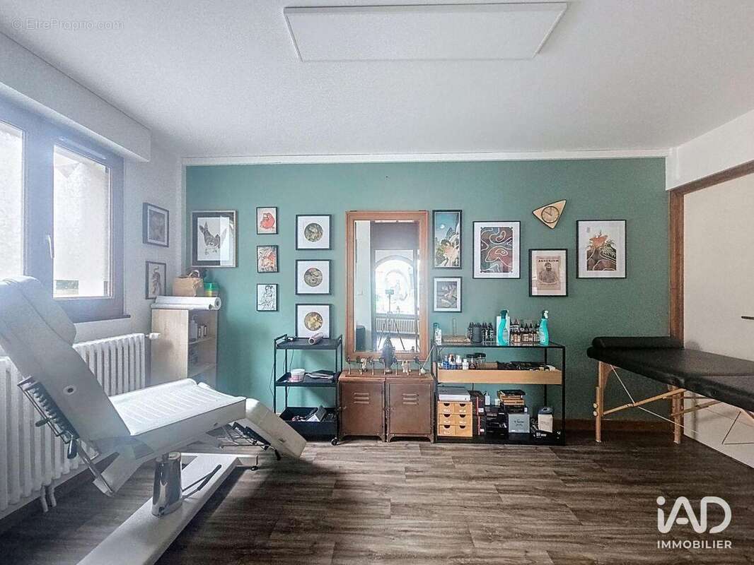 Photo 4 - Commerce à BONNE