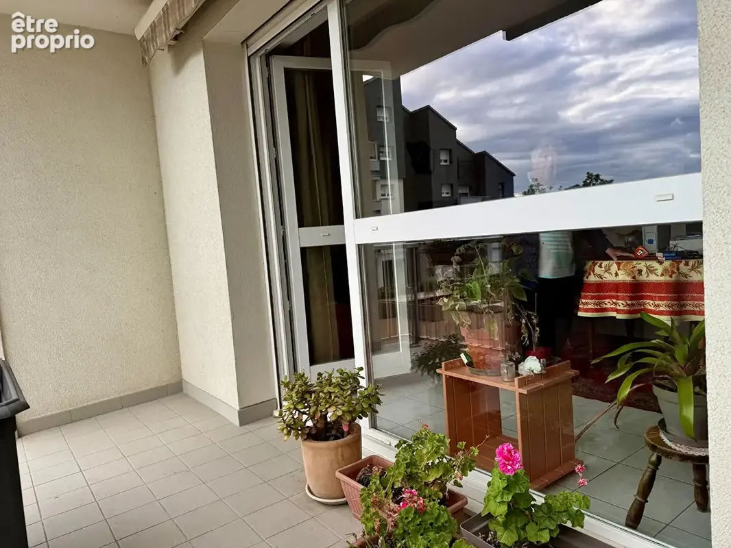 Appartement 5 PIECES LA GARE SAINT-MALO ascenseur parking couvert et balcon - photo 2