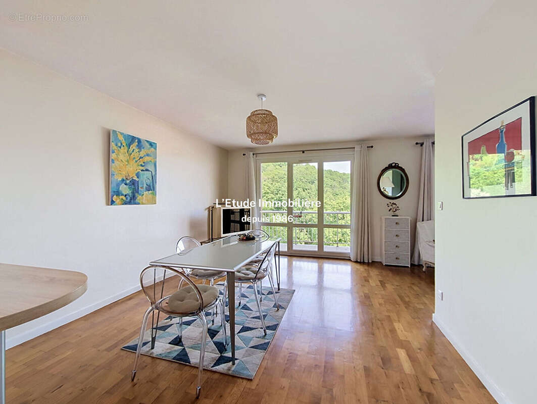 Appartement à FONTAINES-SUR-SAONE