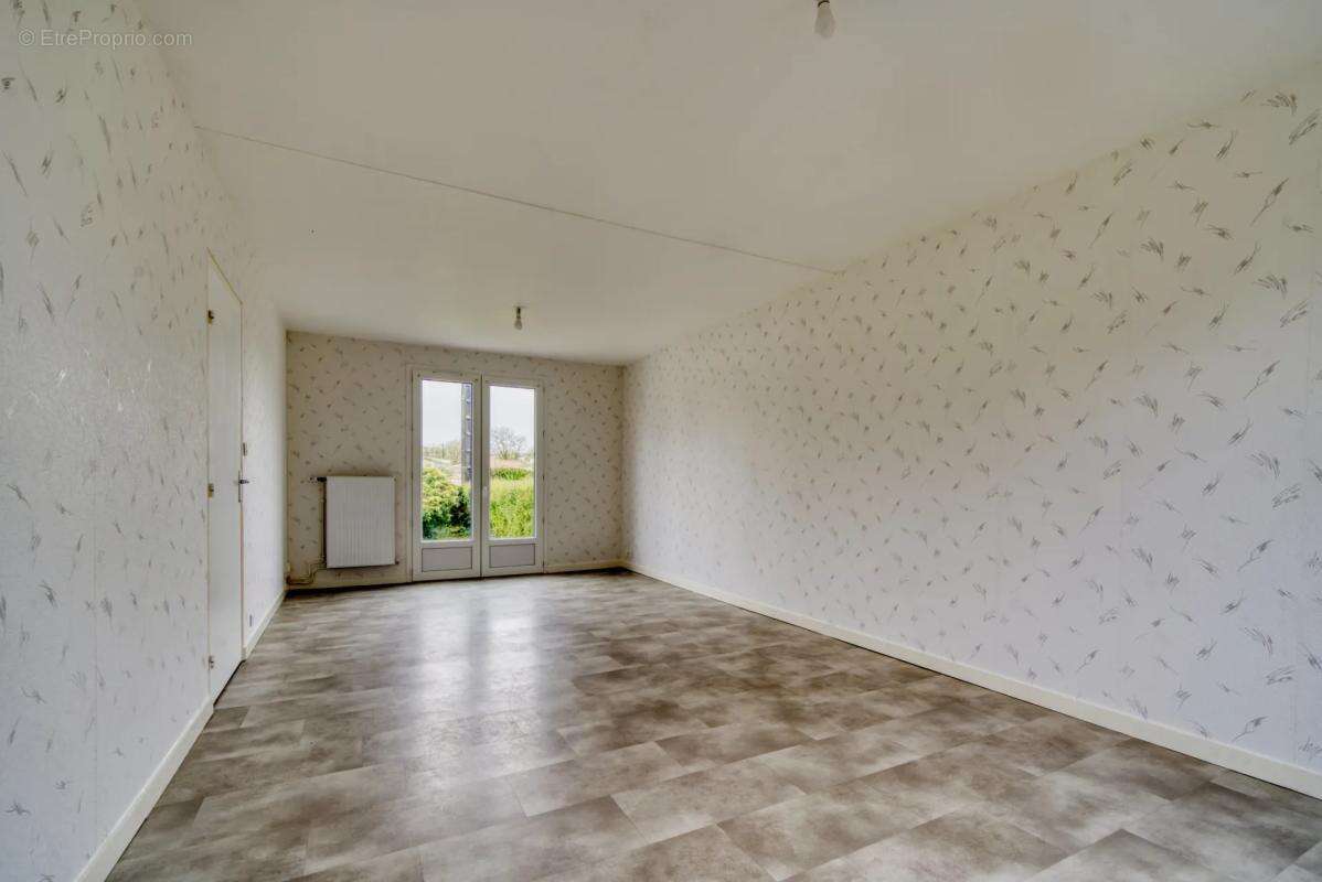 Maison à SAINT-GEORGES-DU-BOIS