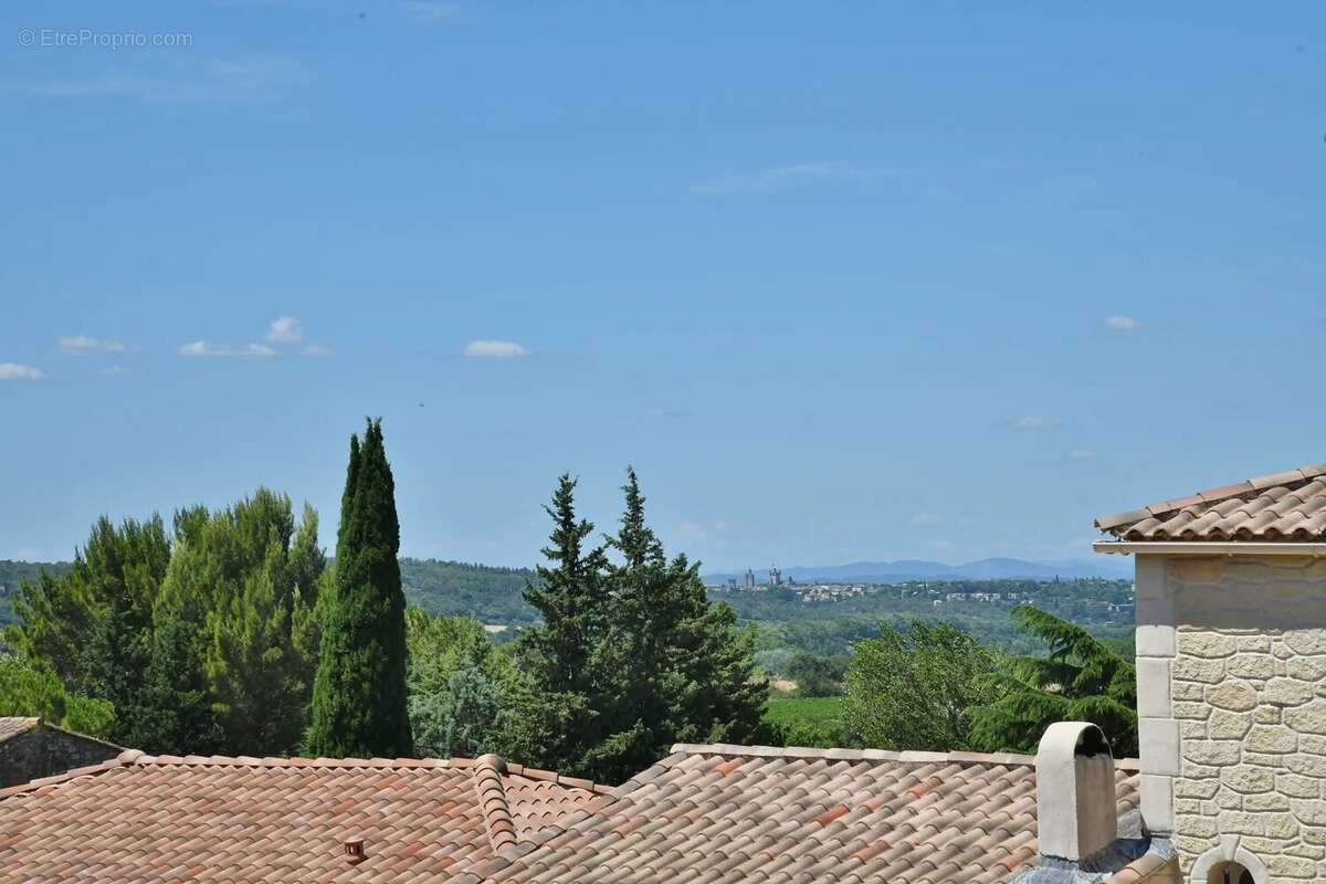 Aux portes d'Uzès : villa aux vues panoramiques - photo 9