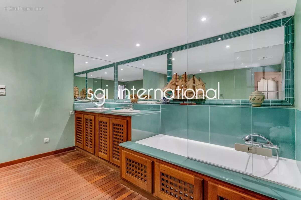 Maison à RAMATUELLE