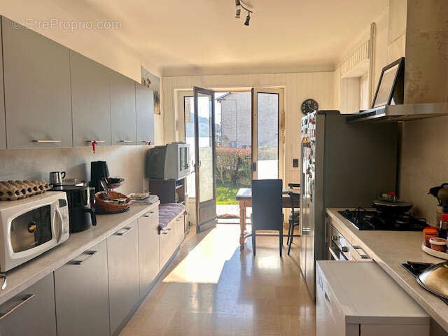 Maison à MONTAGNIEU