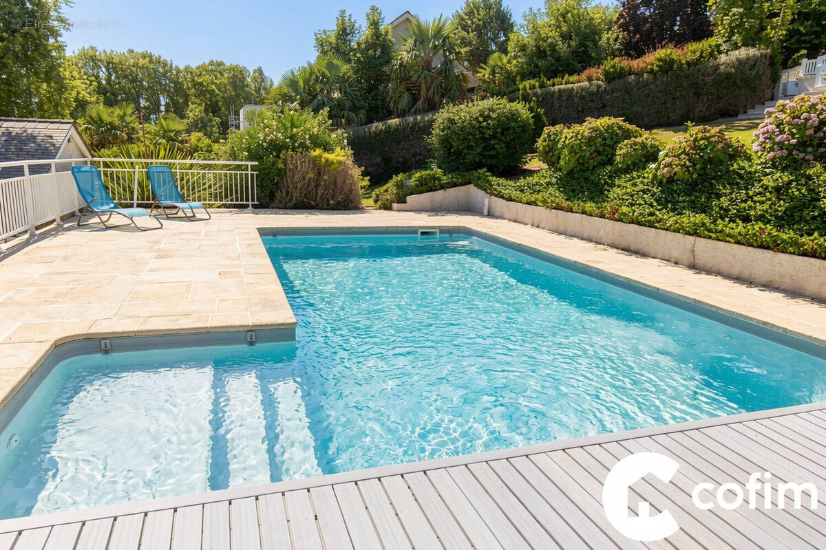 Maison 110 m² à Eysus  - photo 8