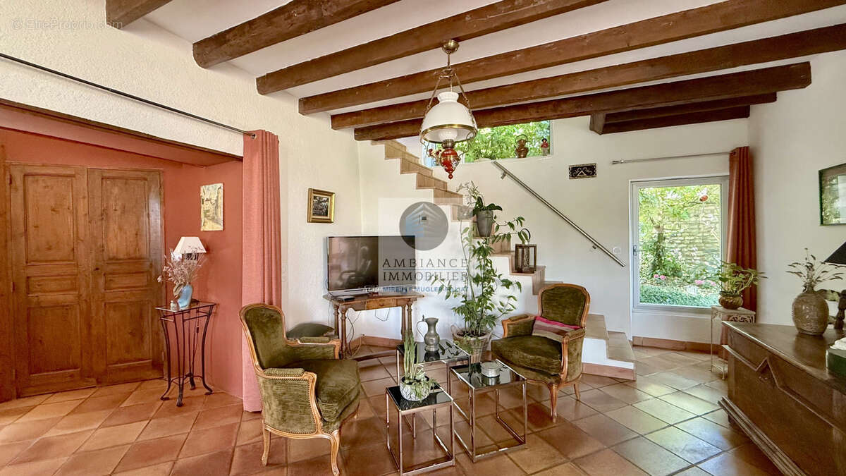 Maison à ETOILE-SUR-RHONE