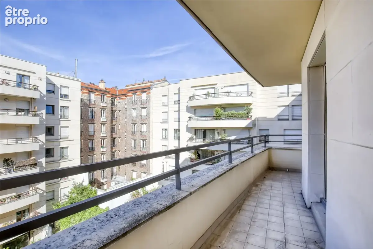 Levallois-perret – 3 pièces – 67,28 m² – terrasse & balcon – cave – parking possible un emplacement recherché situé rue louis ro - photo 2