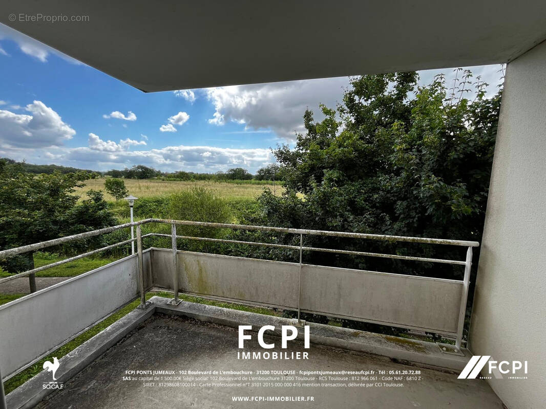 Appartement à AMBES
