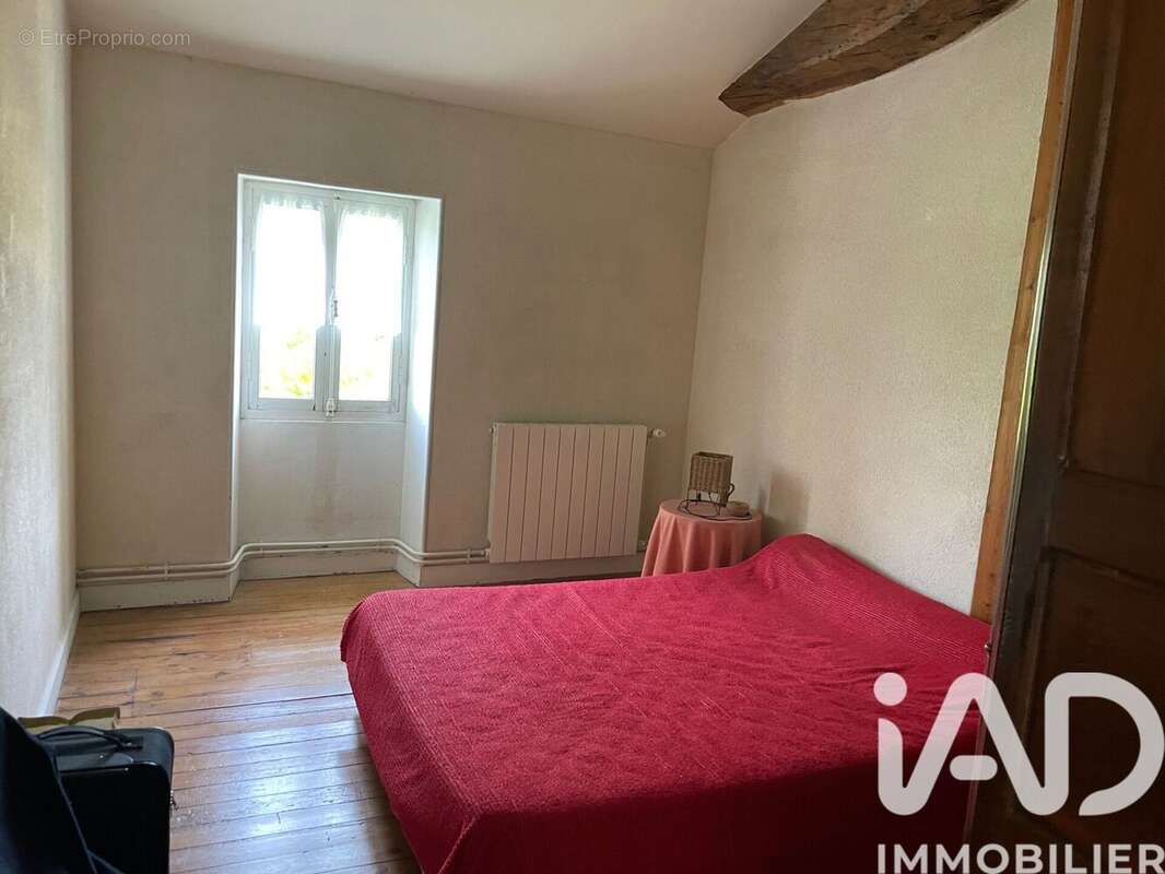 Maison 154 m² à Clam  - photo 7