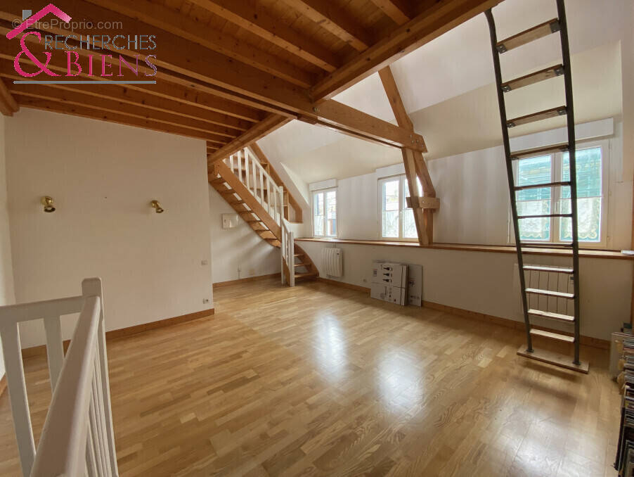 Maison à SAINT-VAAST-LA-HOUGUE