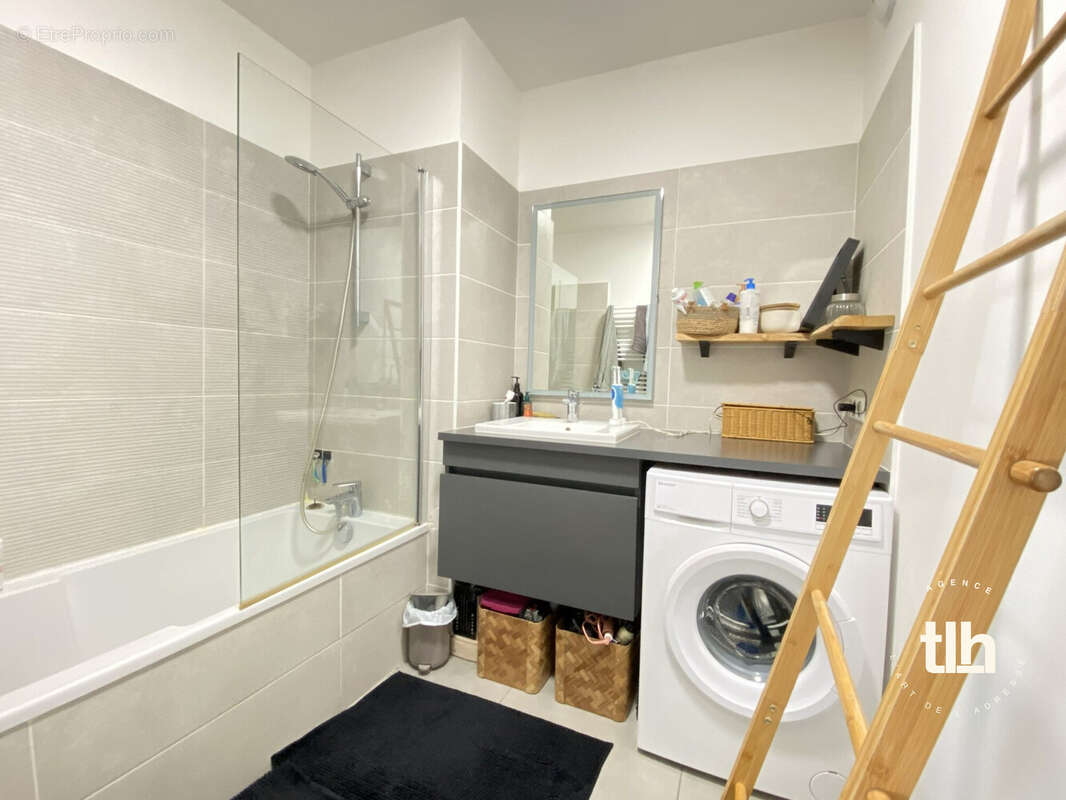 Appartement à CASTELNAU-LE-LEZ