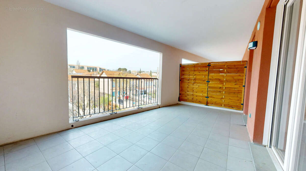 Appartement à MARSEILLE-15E