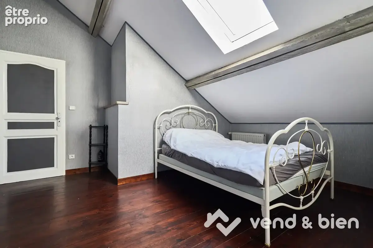 Maison T7 jardin, garage , cave - photo 17