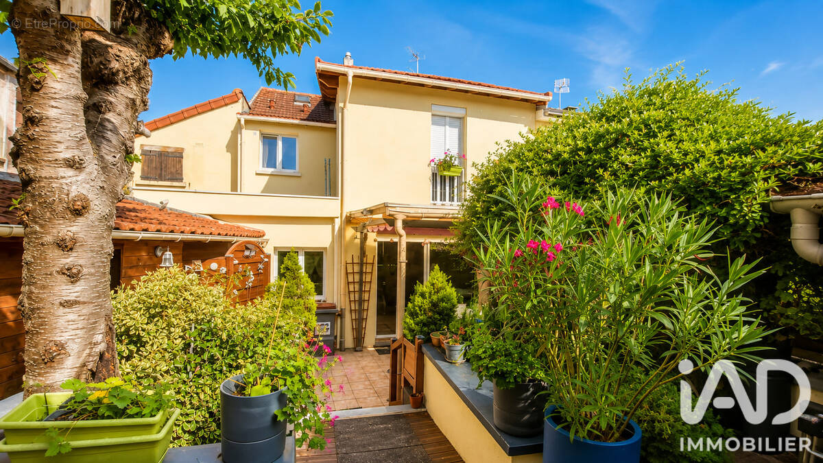 Photo 1 - Maison à MERY-SUR-OISE