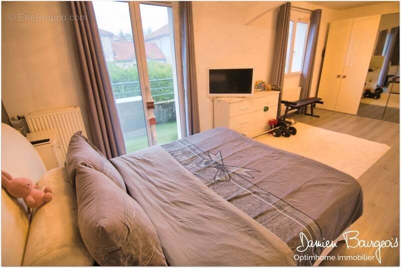 Maison à PREVESSIN-MOENS