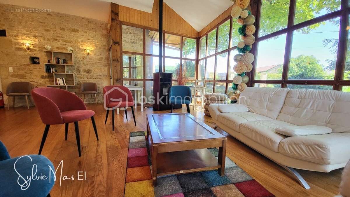 Maison à DURAVEL