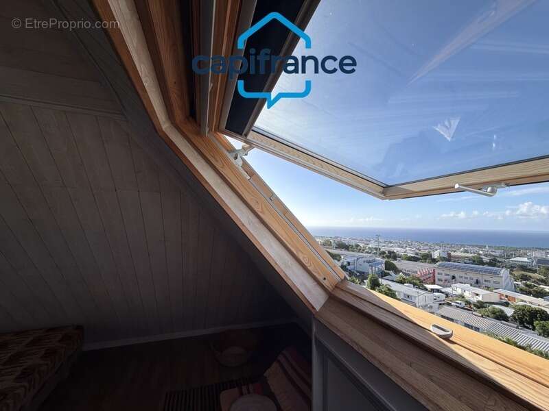 Appartement à SAINT-DENIS