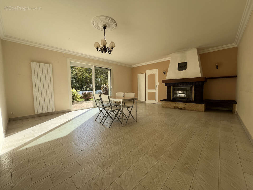 Maison à SAINT-MATHURIN