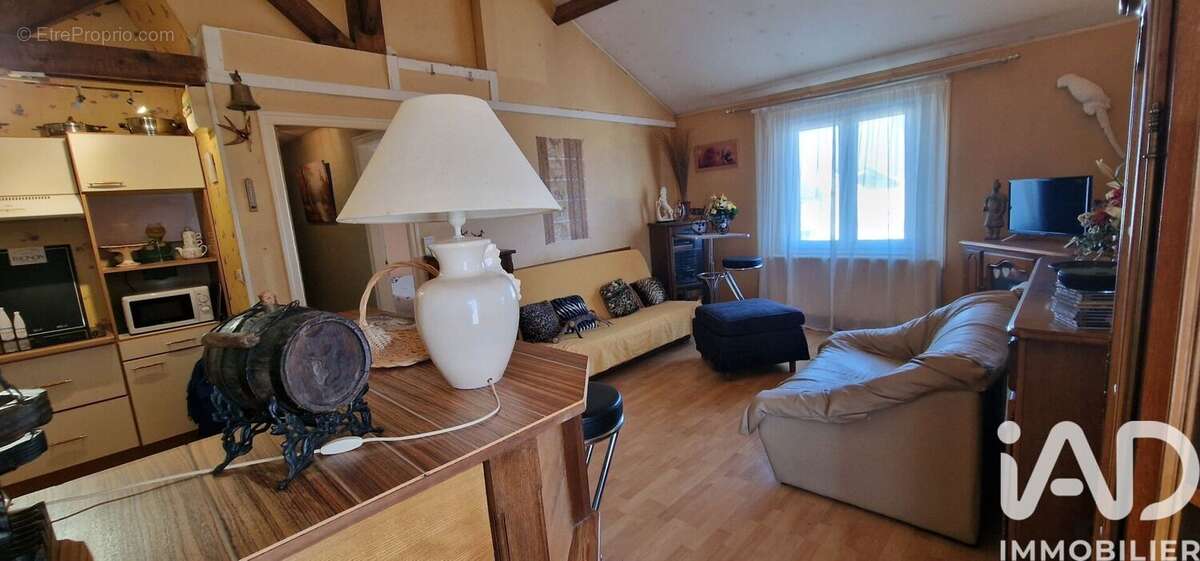 Photo 9 - Maison à COMPERTRIX
