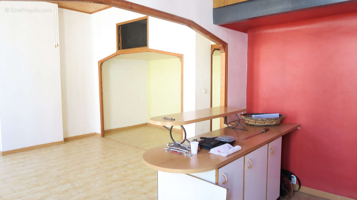 Appartement à MARSEILLE-5E