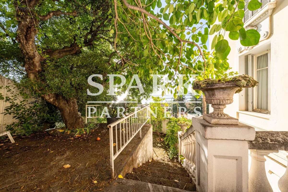 Maison à BEAULIEU-SUR-MER