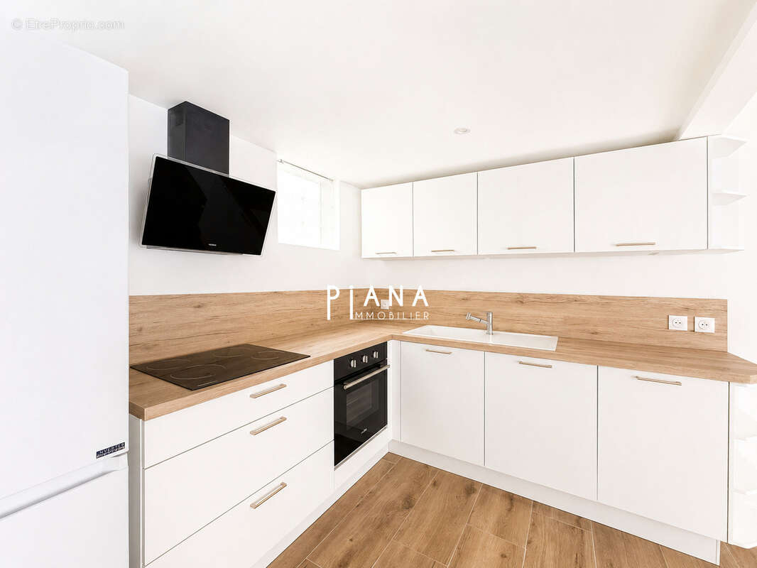 Appartement à MARSEILLE-5E