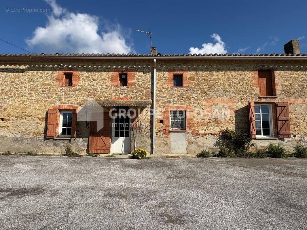 Maison à CARAMAN