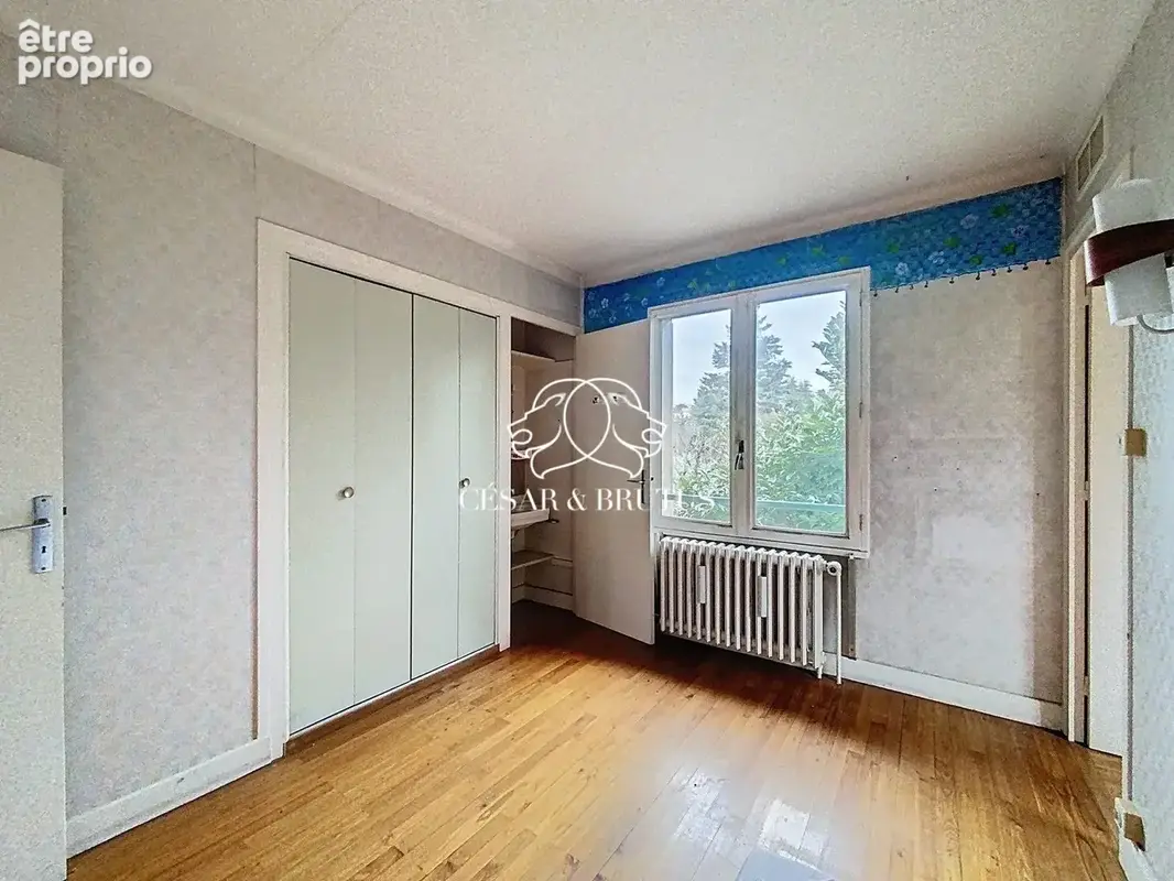 Maison 100 m² à Sainte-Foy-Les-Lyon  - photo 4