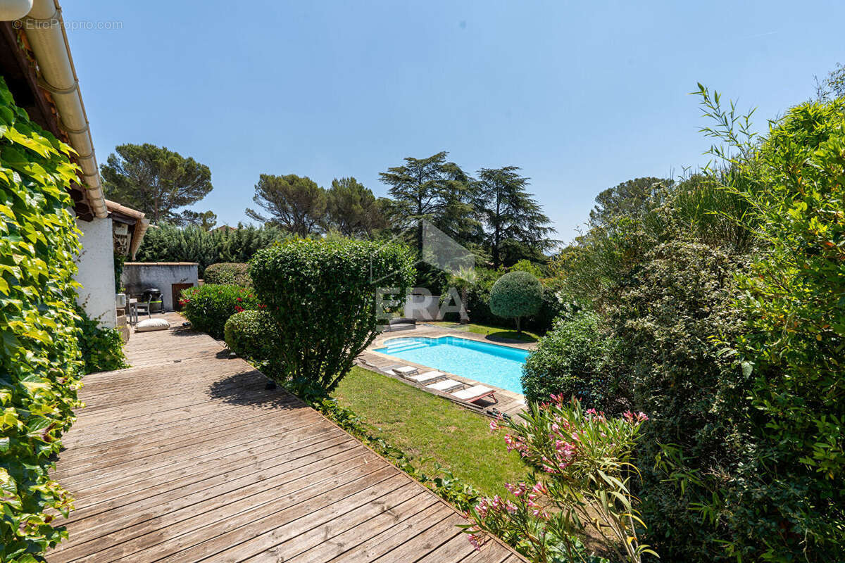 Maison à CABRIES