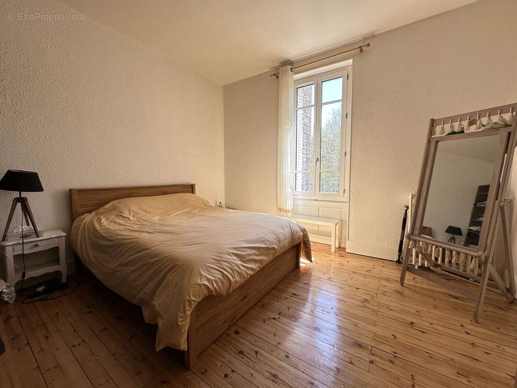 Appartement à CHATELGUYON